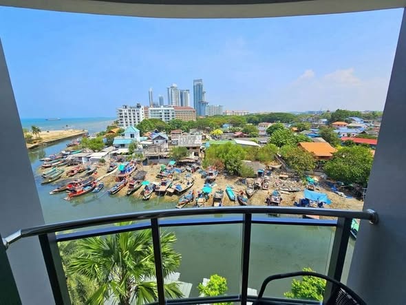 Whale Marina Condo