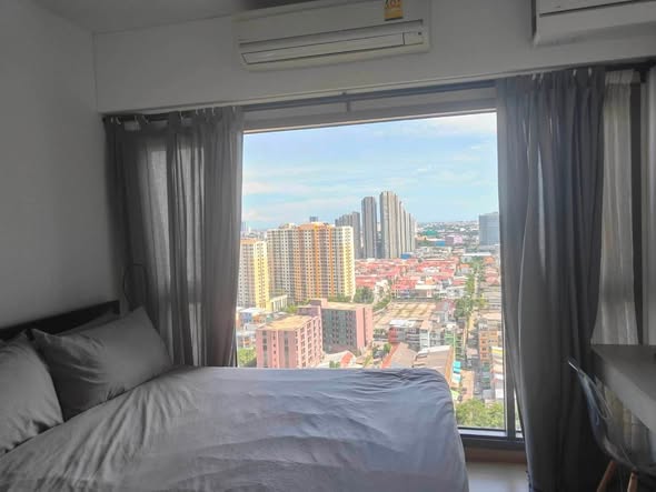bedroom of Whizdom Connect Sukhumvit