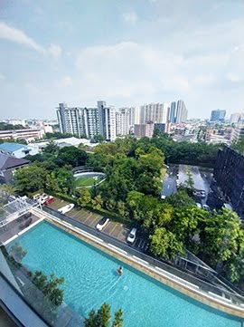 pool of Whizdom Connect Sukhumvit