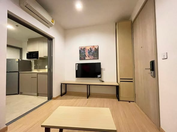 room interior of Whizdom Connect Sukhumvit