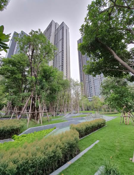 Whizdom Essence Sukhumvit วิสซ์ดอม เอสเซ้นส์ สุขุมวิท