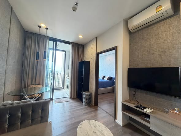 Whizdom Essence Sukhumvit วิสซ์ดอม เอสเซ้นส์ สุขุมวิท