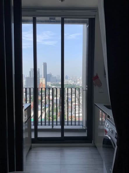 Whizdom Essence Sukhumvit วิสซ์ดอม เอสเซ้นส์ สุขุมวิท