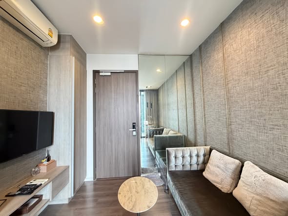 Whizdom Essence Sukhumvit วิสซ์ดอม เอสเซ้นส์ สุขุมวิท