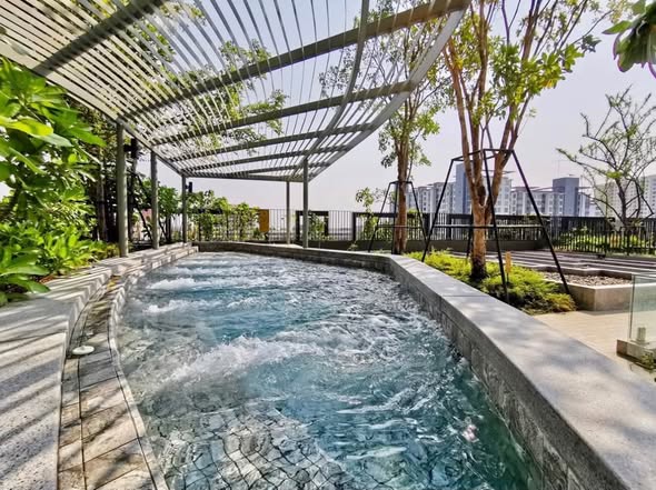 Whizdom Essence Sukhumvit วิสซ์ดอม เอสเซ้นส์ สุขุมวิท