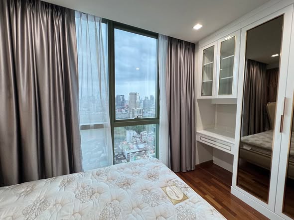 bedroom and room interior of Wish Signature II Midtown Siam