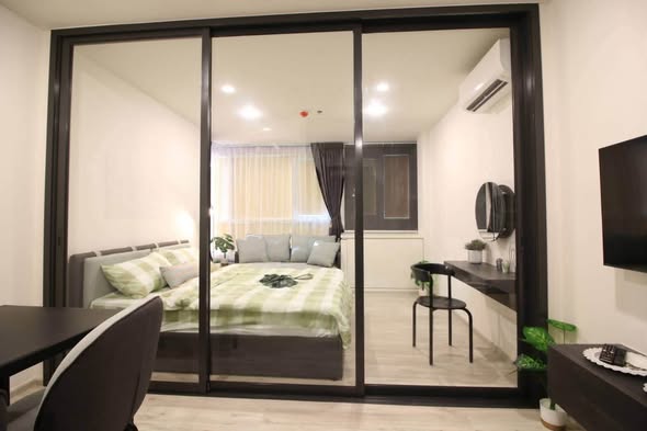 bedroom and room interior of XT HUAIKHWANG