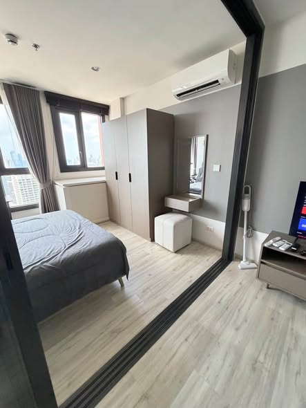 bedroom and room interior of XT HUAIKHWANG