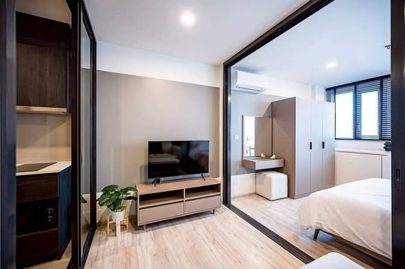 bedroom and room interior of XT HUAIKHWANG