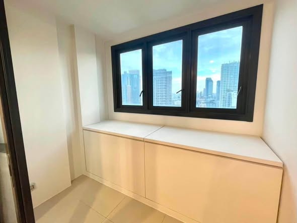 room interior of XT HUAIKHWANG