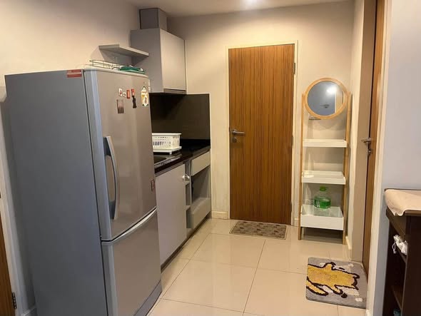Zenith Place Sukhumvit 42