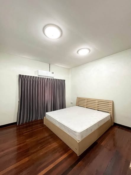 bedroom of หมู่บ้านคลองจั่นวิลล่า1