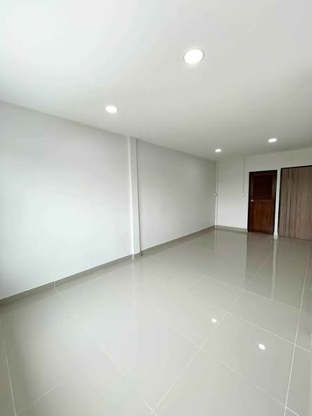 หมู่บ้านคลองจั่นวิลล่า1