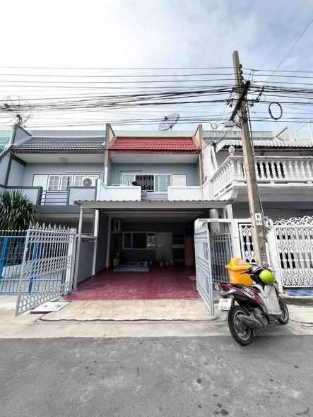 หมู่บ้านคลองจั่นวิลล่า1