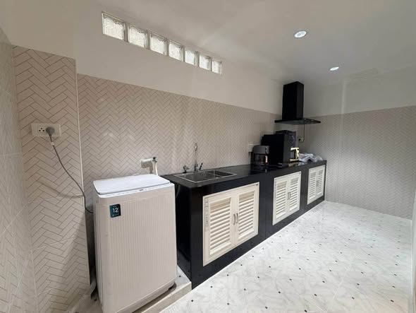 bathroom of ขายทาวน์โฮม สูง 2 ชั้น พื้นที่ 20 ตร.ว. 3 นอน 2 น้ำ 1 ครัว เดอะเมโทร รัตนาธิเบศร์