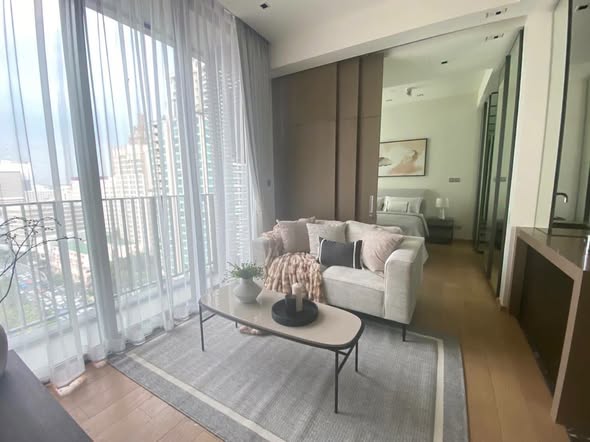 living room of 28 Chidlom