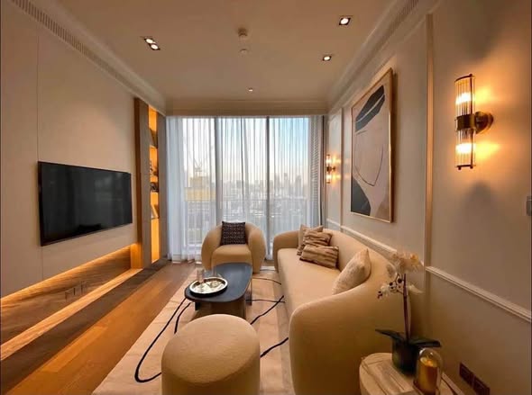 living room of 28 Chidlom