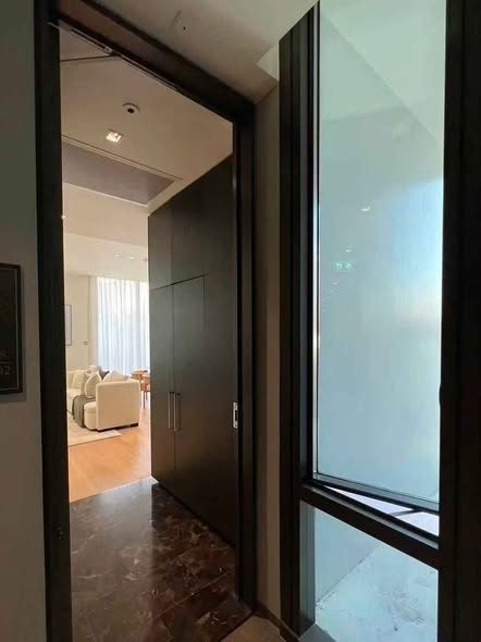 room interior of 28 Chidlom