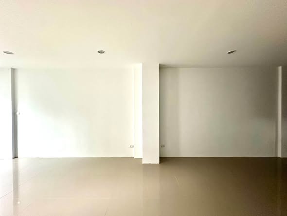 ทาวน์โฮม 3 ชั้น