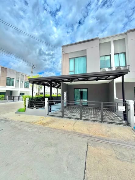 พลีโน่ สุขุมวิท-บางนา 3 Pleno Sukhumvit-Bangna 3