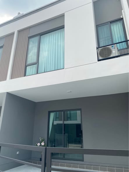 พลีโน่ สุขุมวิท-บางนา 3 Pleno Sukhumvit-Bangna 3