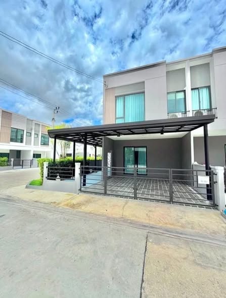 พลีโน่ สุขุมวิท-บางนา 3 Pleno Sukhumvit-Bangna 3