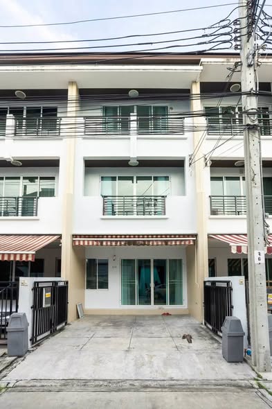 บ้านกลางเมือง นาคนิวาส34