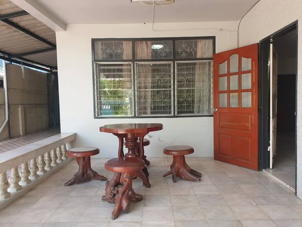 room interior of หมู่บ้านกลางเมือง รัชดา 36