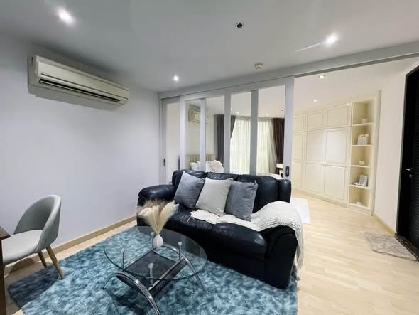 living room and bedroom and room interior of 59 Heritage