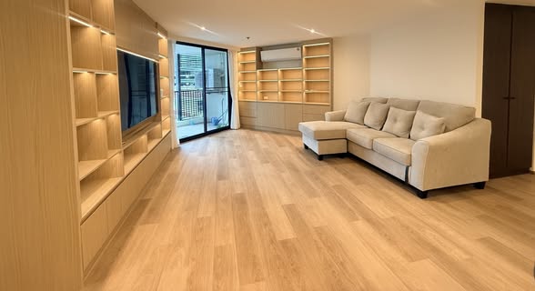 living room and room interior of 59 Heritage