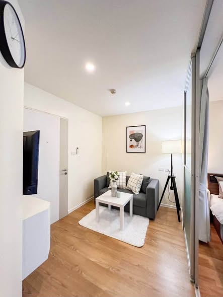 living room and bedroom of ลุมพินี วิลล์ ราชพฤกษ์ – บางแวก