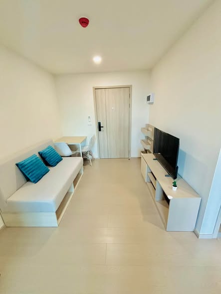 living room and bedroom and room interior of กู้ดเดย์ สุขุมวิท 93 Good Day Sukhumvit 93