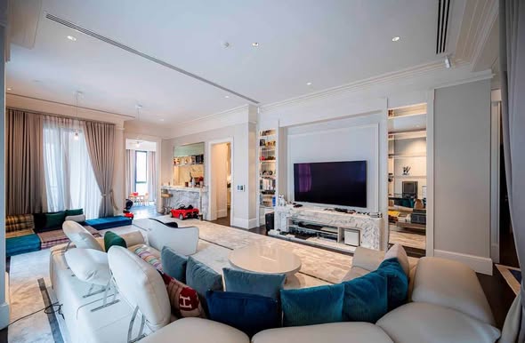 living room and bedroom of 98 Wireless