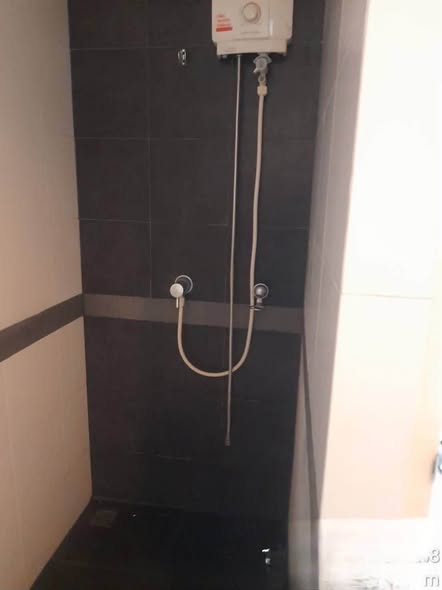 bathroom of A Space ID Asok-Ratchada