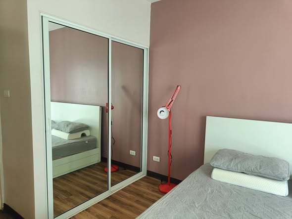 bedroom and room interior of A Space ID Asok-Ratchada