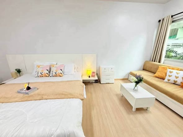 living room and bedroom of A Space ME Sukhumvit 77