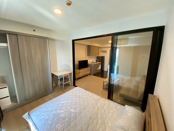 bedroom and room interior of A Space Mega 1