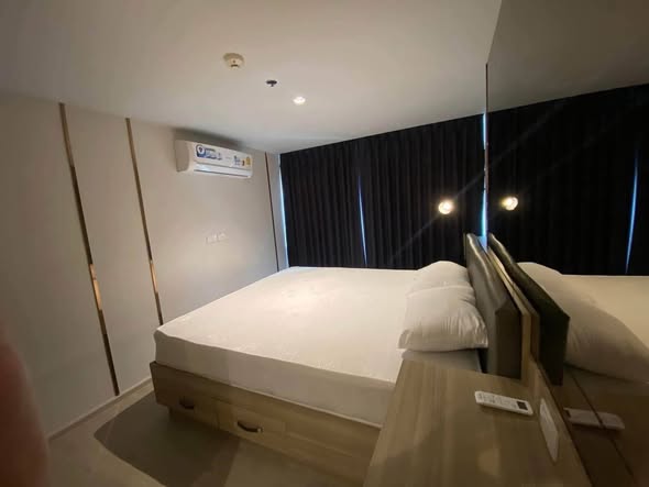 bedroom of ALOFT Studio 01-02