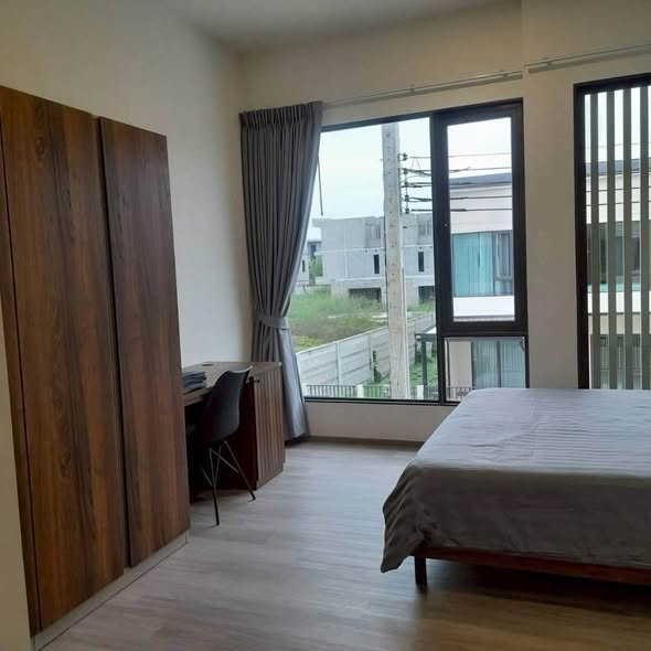 bedroom and room interior of Altitude Kraf Bangna