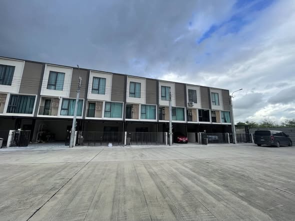 Altitude Kraf Bangna