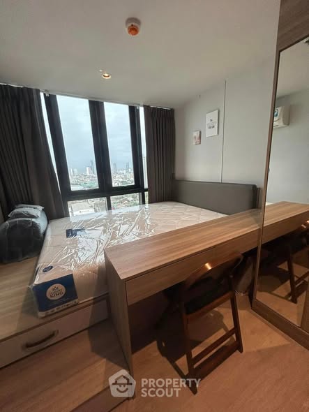 bedroom and room interior of Altitude Unicorn Sathorn