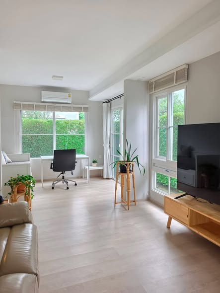 living room of Anya Bangna – Ramkamhaeng 2