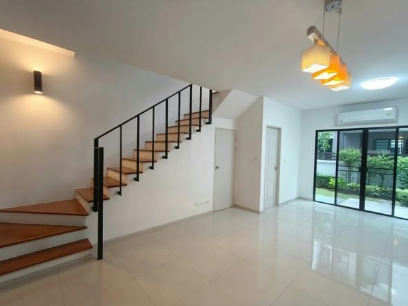 Areeya Mandarina Sukhumvit 77