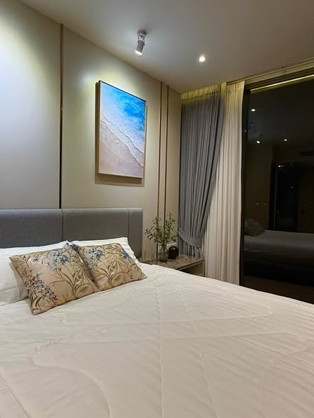 bedroom of AROM WONGAMAT