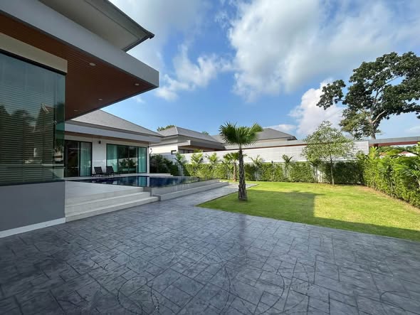 Arpo Pool Villa riverside