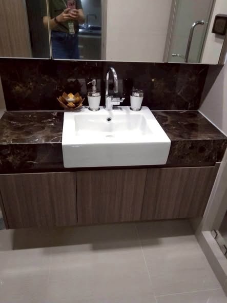 bathroom of art @ Thong Lo
