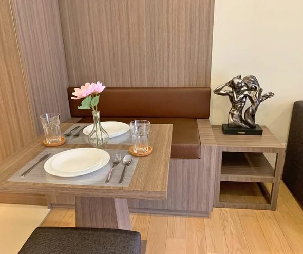 room interior of art @ Thong Lo