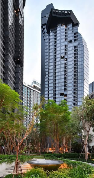 ASHTON Asoke – Rama 9