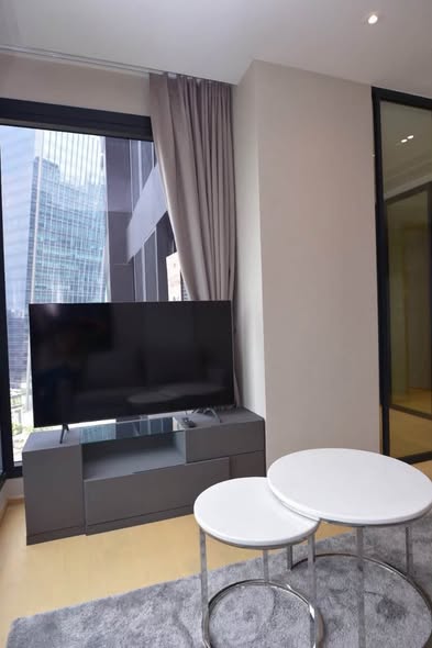 living room and bedroom of ASHTON Asoke – Rama 9