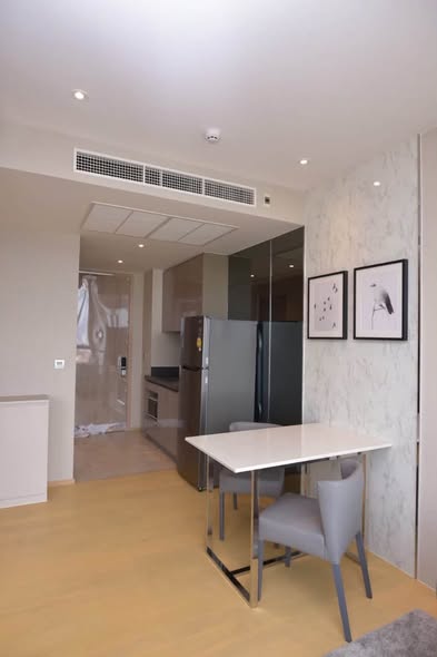room interior and kitchen of ASHTON Asoke – Rama 9